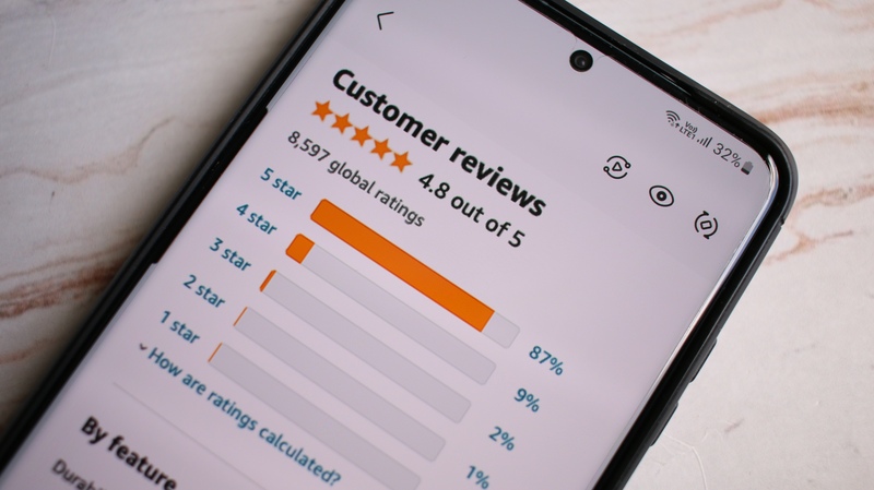 amazon customer reviews about product features on mobile screen